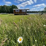 Lodge Les Insolites De La Base Nautique